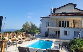 Apartments Chiara Mit Meerblick Und Pool Und Jacuzzi