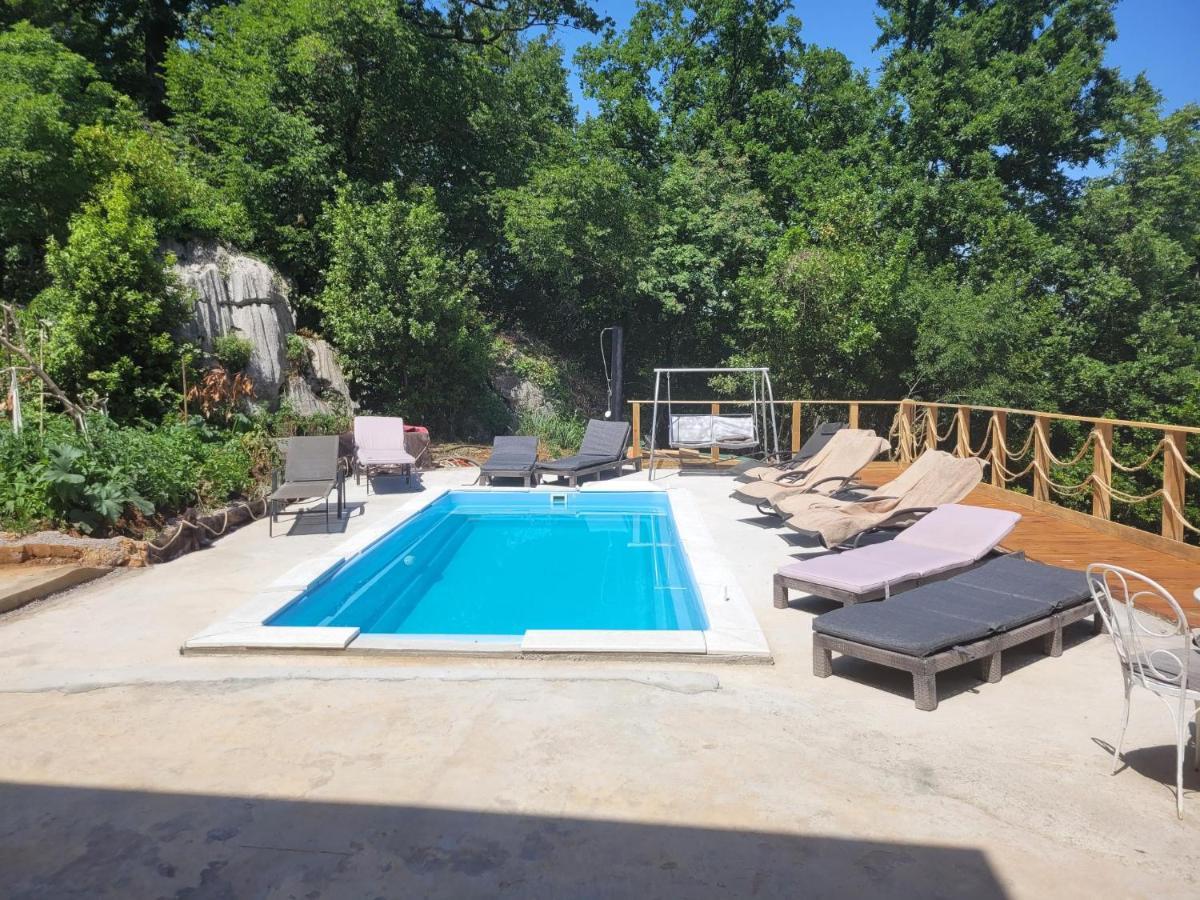 Apartments Chiara Mit Meerblick Und Pool Und Jacuzzi Laurana Esterno foto