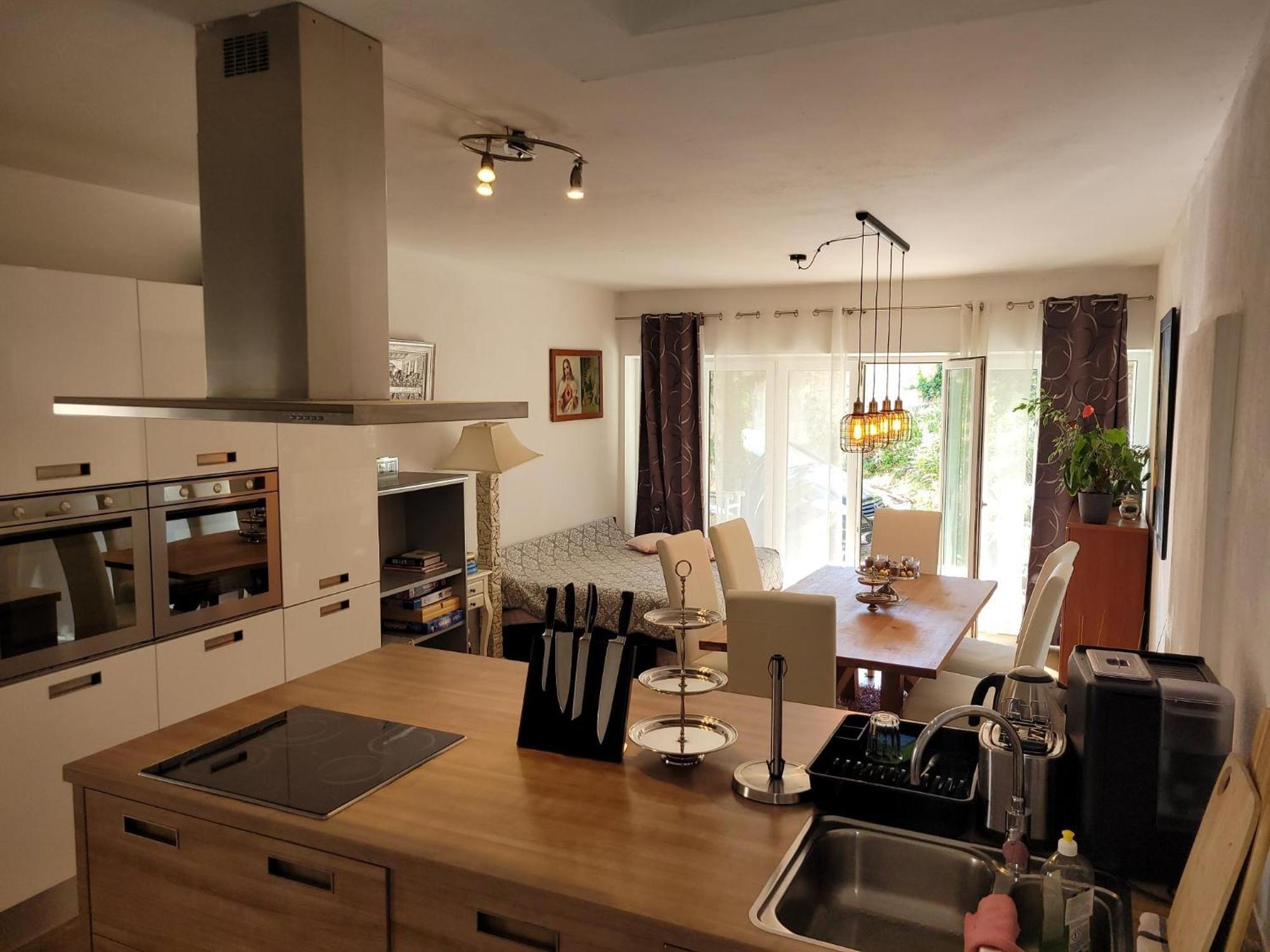 Apartments Chiara Mit Meerblick Und Pool Und Jacuzzi Laurana Esterno foto